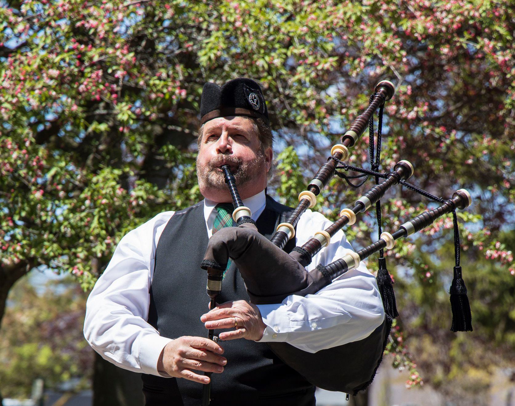 Oxford towers – Bagpiper event 2020